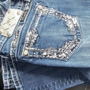 Miss Me Mid Rise Easy Skinny Jeans Sz 28